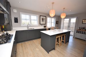Kitchen pic 3- click for photo gallery